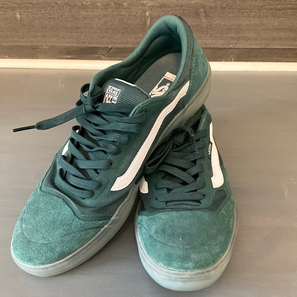 Vans green suede low top sneakers
